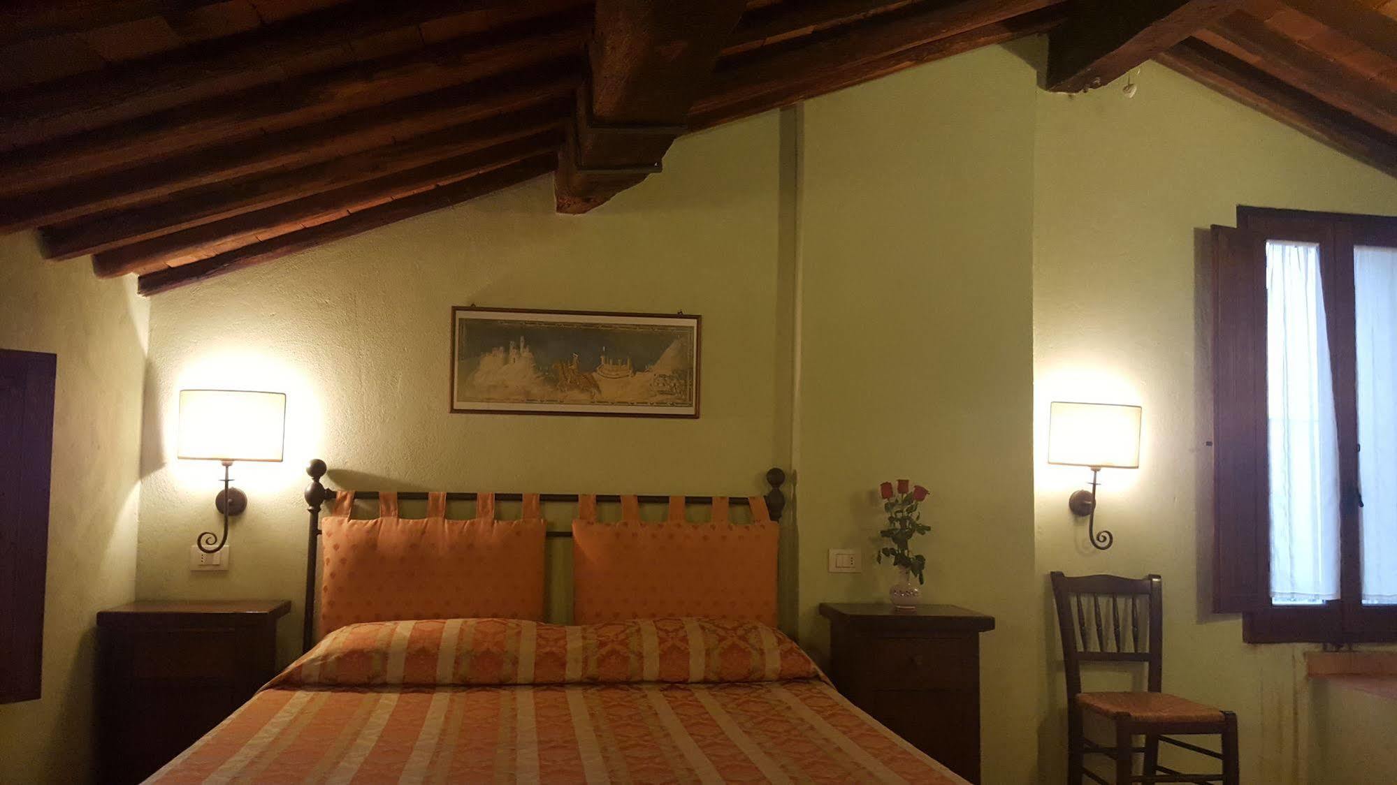 Locanda nel Cassero Civitella Marittima Esterno foto